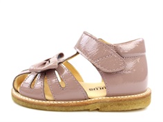 Angulus sandal rose with bow and varnish